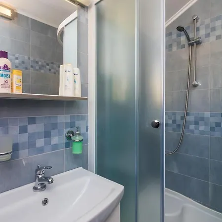 Kristic - One Bedroom With Balcony And Sea View * Dubrovnik