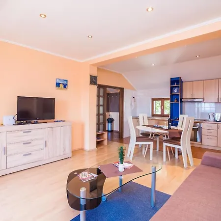Apartamento Kristic - One Bedroom With Balcony And Sea View